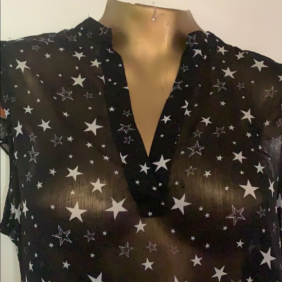 Blouse - Picture 2 of 6